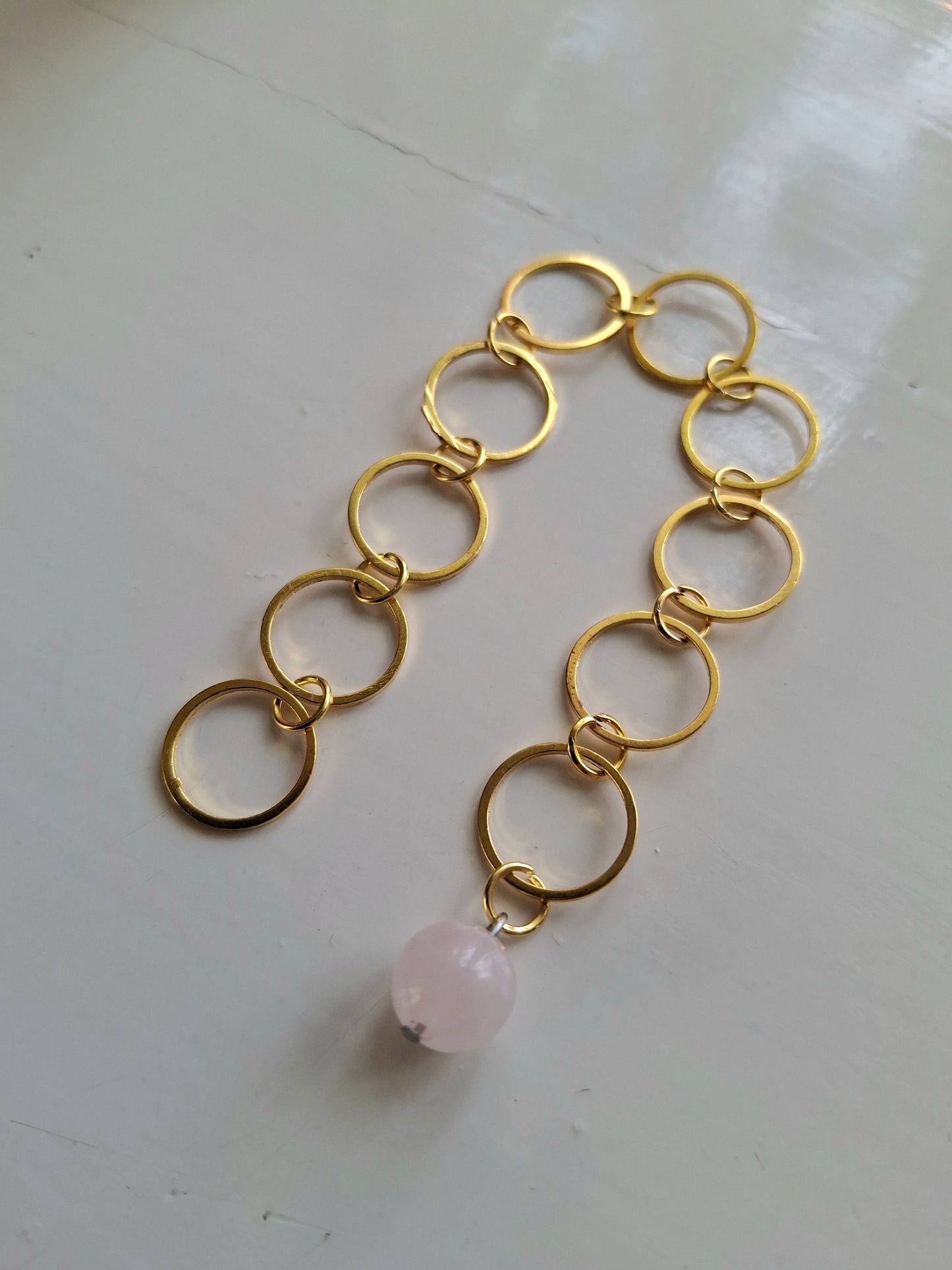 Pärla av rosenkvarts