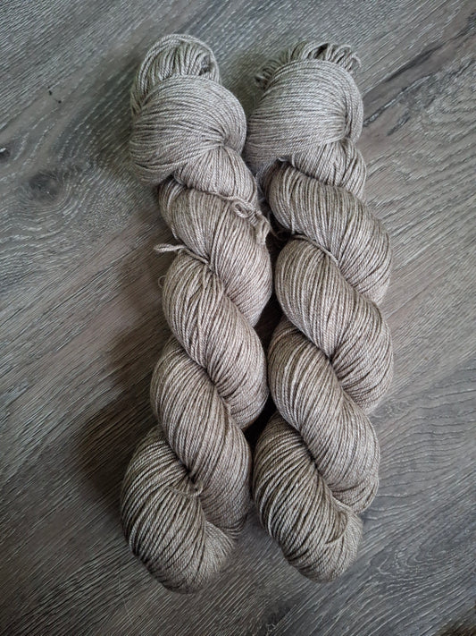 Ofärgad Yak/silke/merinoull