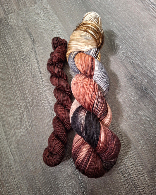 Oktober + rödbrun mini härva